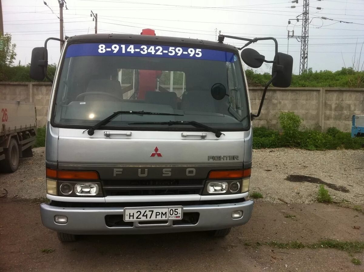 Митсубиси файтер купить. Митсубиси Фусо Файтер. Mitsubishi Fuso Fighter 1995. Mitsubishi Fuso Fighter 1998. Фусо Файтер 1990.