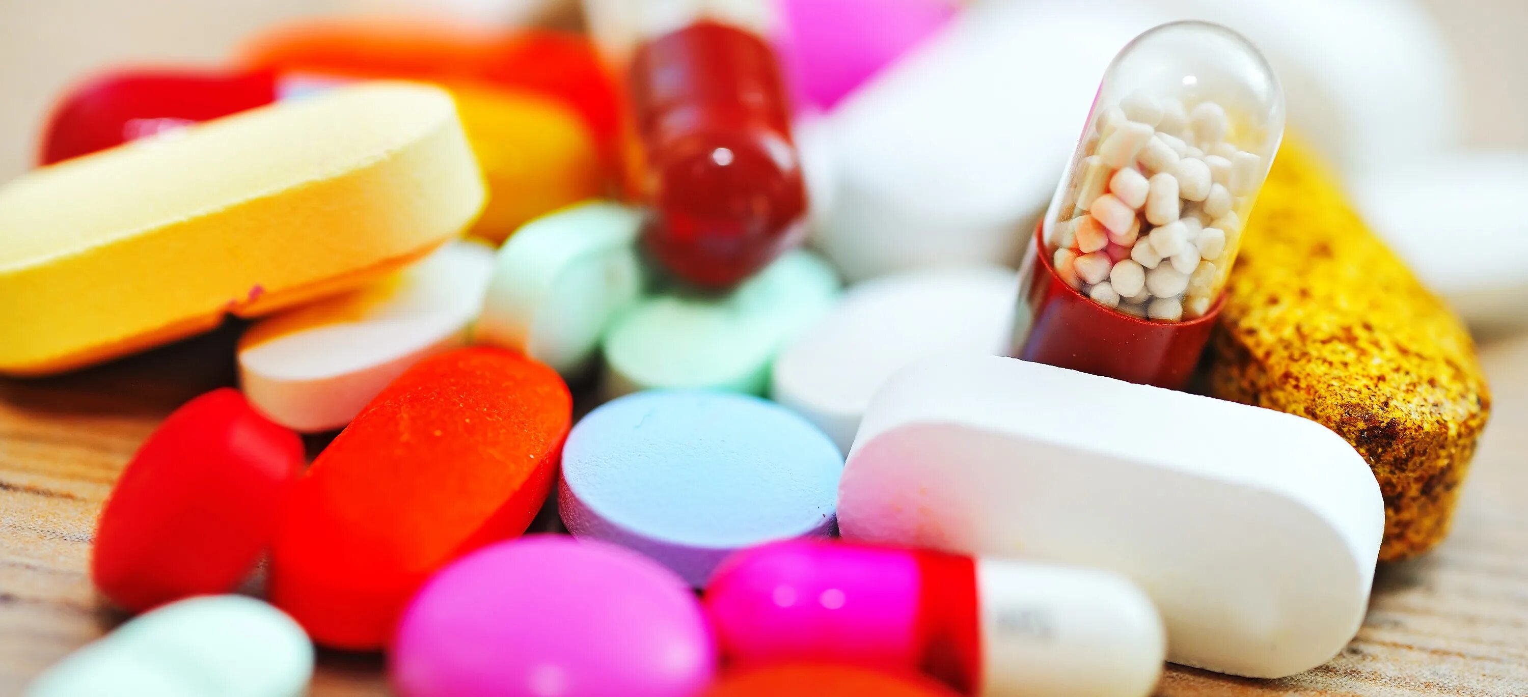 как быстро выздороветь. какие антибиотики нужно пить при простуде. как быстровыздоровить. как лечить простуду. против весенней простуды.