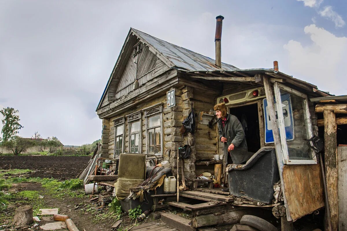 В бараке в отдаленном