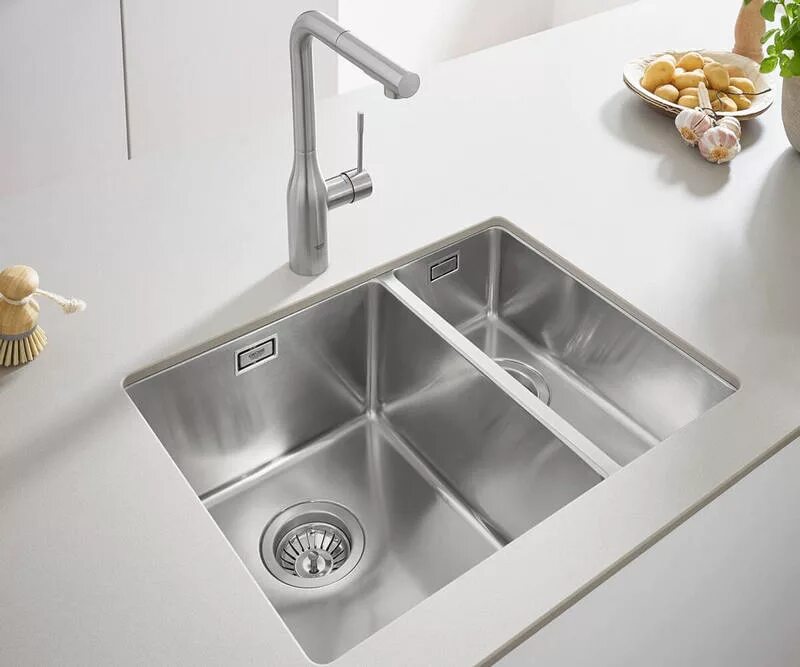 Подстольная кухонная мойка. Мойка Grohe k700. Grohe двойная мойка для кухни k700. Мойка Грое нержавейка для кухни. Кухонная мойка Grohe k300.