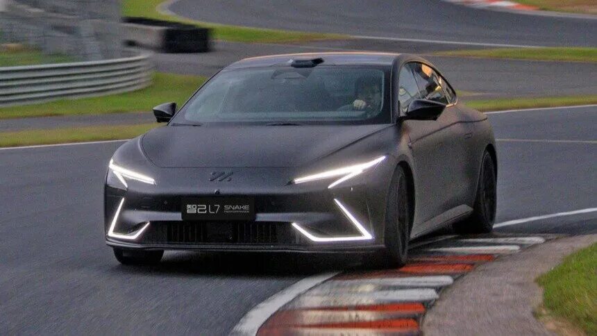 Im l7. Im l7 электромобиль. porsche taycan литвина. самый быстрый седан в мире 2025.