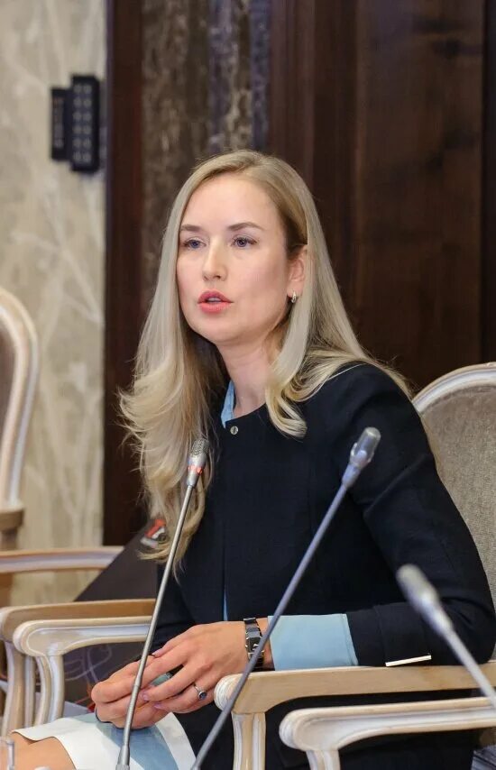 Шахлохон турдикулова. Уволенная зам министра. Машкова зам министра спорта. Уволенная зам министра. Уволенная зам министра.