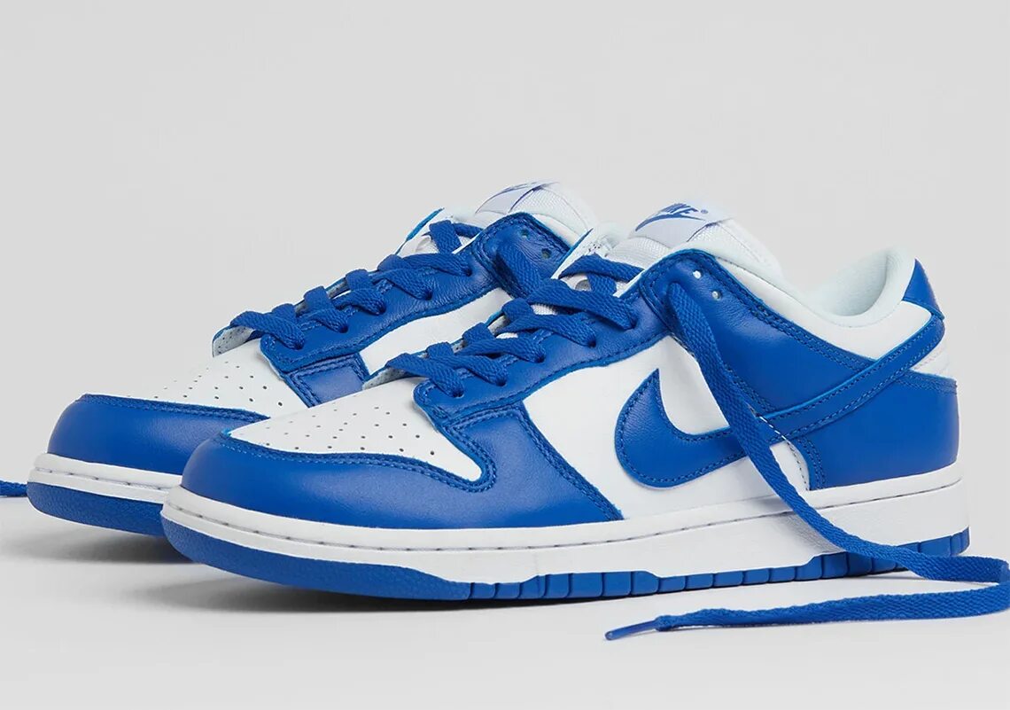 Nike Dunk Low Kentucky Blue White. Nike SB Dunk Low Kentucky. Найк сб синие данки. Найк сб данк голубые.