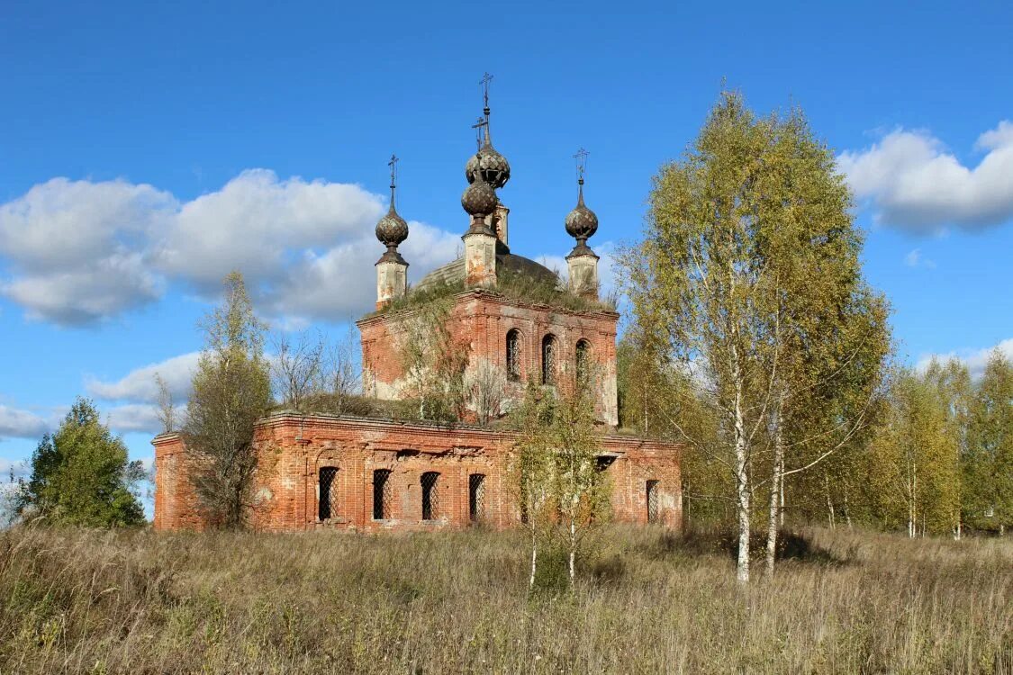 Церкви ростовского района ярославской области. Церковь Николая Чудотворца в Чуфарово. Храм Николая Чудотворца в Ярославской области. Ростовский район Церковь Николая Чудотворца. Чуфарово Церковь Успения Пресвятой Богородицы.