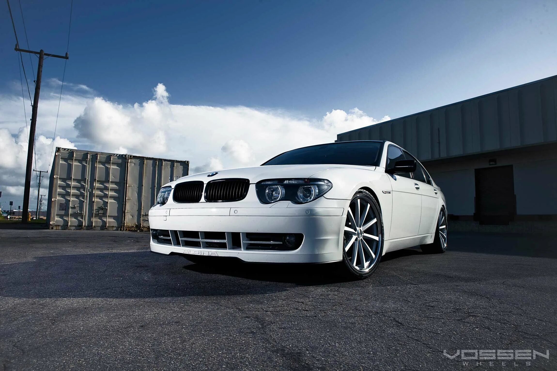 Bmw 7 тюнинг. BMW 7 White. BMW 7 Tuning. White BMW 7 Front. БМВ 7 2004.