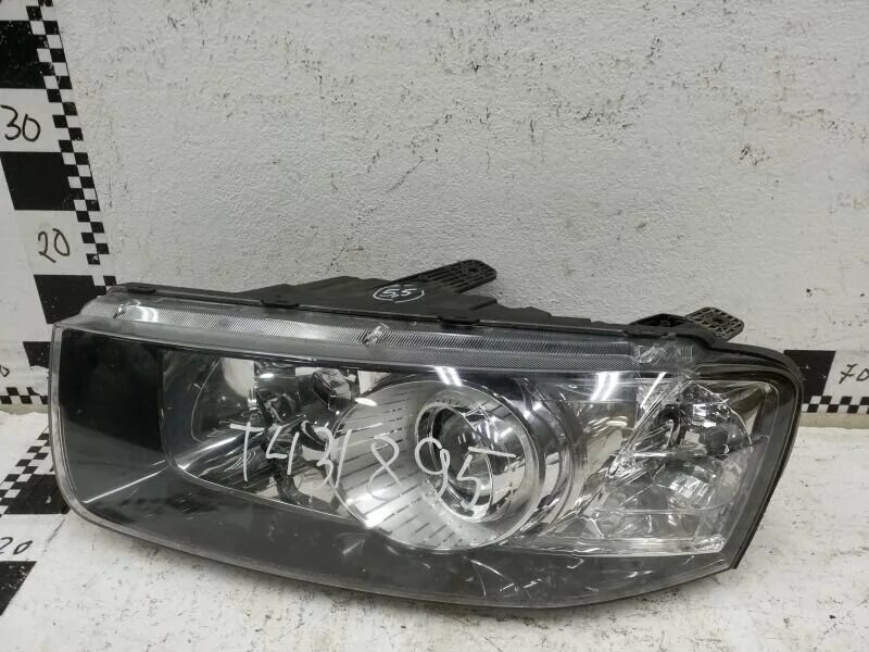 Фара chevrolet captiva c100. Шевроле каптива передняя фара. Шевроле каптива передняя фара. Шевроле каптива передняя фара. Фара каптива.