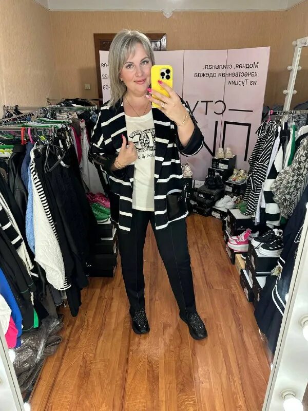 Пионы на одежде. Платье-туника для полных. Летние платья турция. Платье ted baker с пионами. Вышивка на одежде пион.