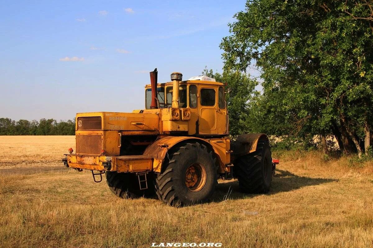 Т кировец. K-700 кировец. к700 кировец трактор. кировец к 701. k-701 кировец.