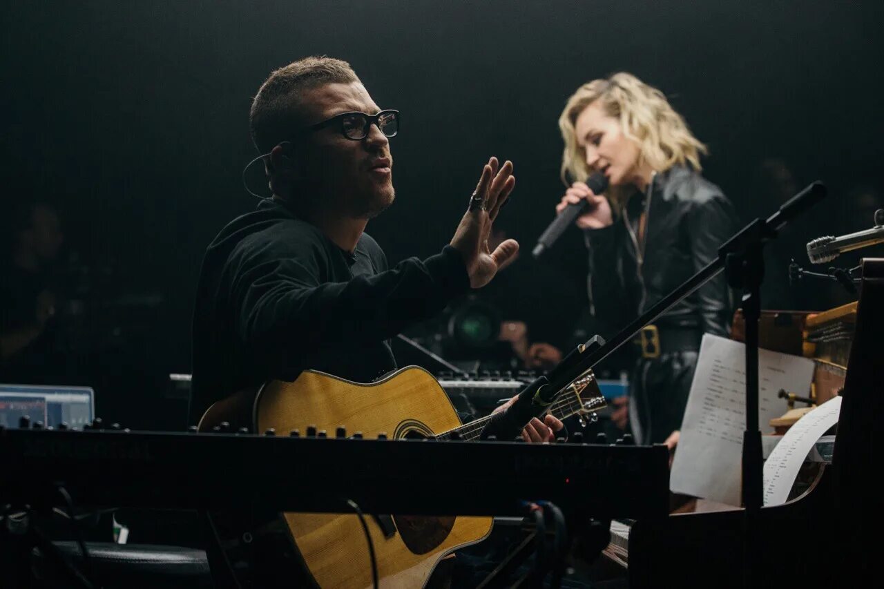 Лаб гагарина. Lab с антоном беляевым. музыкальная лаборатория антона беляева. антон беляев шоу lab. группа therr maitz.