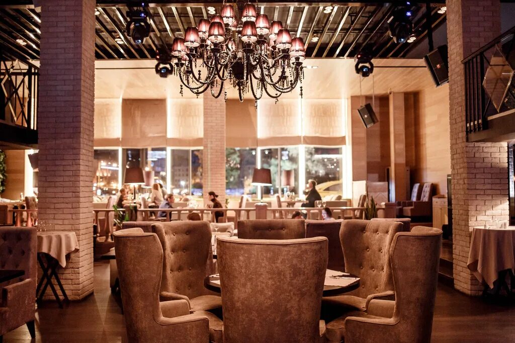 Кафе калина волгоград. Рестораны кома. Ресторан green анатолий комм. Рестораны кома. Ресторан комиген пантон.