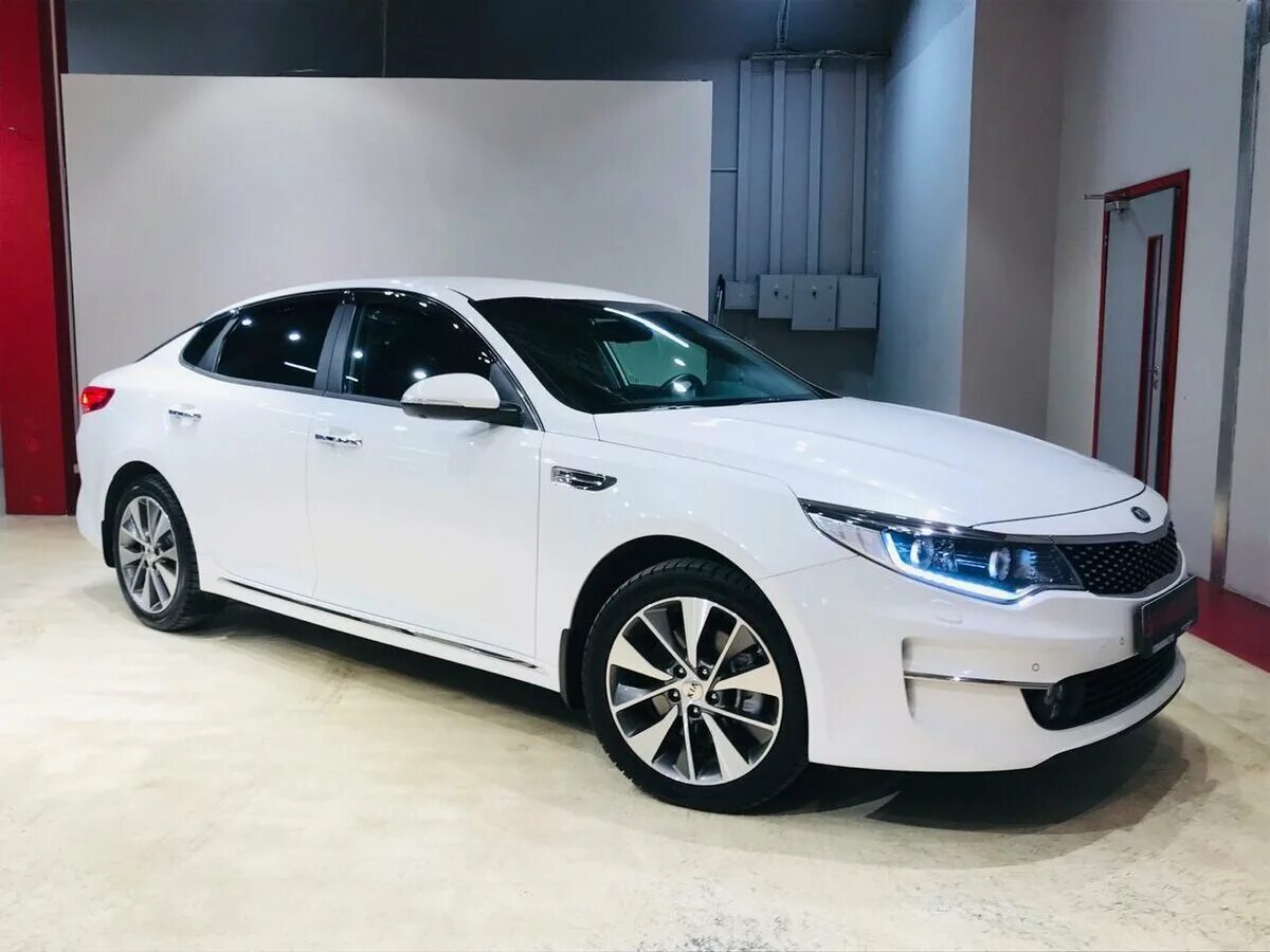 Тула купить кию. Kia Optima 2018 белая. Kia Optima 21. Kia Optima 2021 белая. Киа Оптима к5 белая.