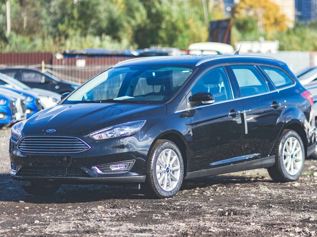 Форд универсал 2018. Ford Focus 3 Рестайлинг универсал. Ford Focus 2018 универсал. Форд фокус 3 универсал 2018. Ford Focus 2017 универсал.