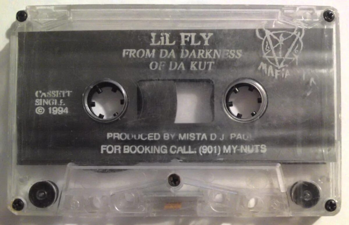Flown fly broken. Lil Fly. From da Darkness of da kut Lil Fly. Lil Fly - from da Darkness of da kut (1994). Кассета Lil.