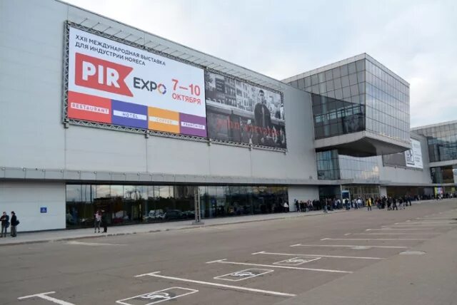 подземная парковка крокус сити холл. мвц «крокус экспо», павильон 3, зал 15, москва. экспо 3. выставочный павильон крокус экспо. мвц крокус экспо павильон 2.