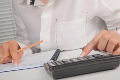 Работодатель удерживает