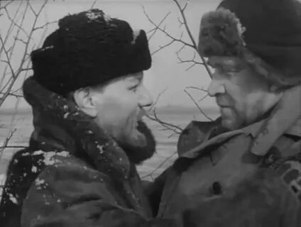 Сквозь пепельную мглу внезапно накатил дрожащий