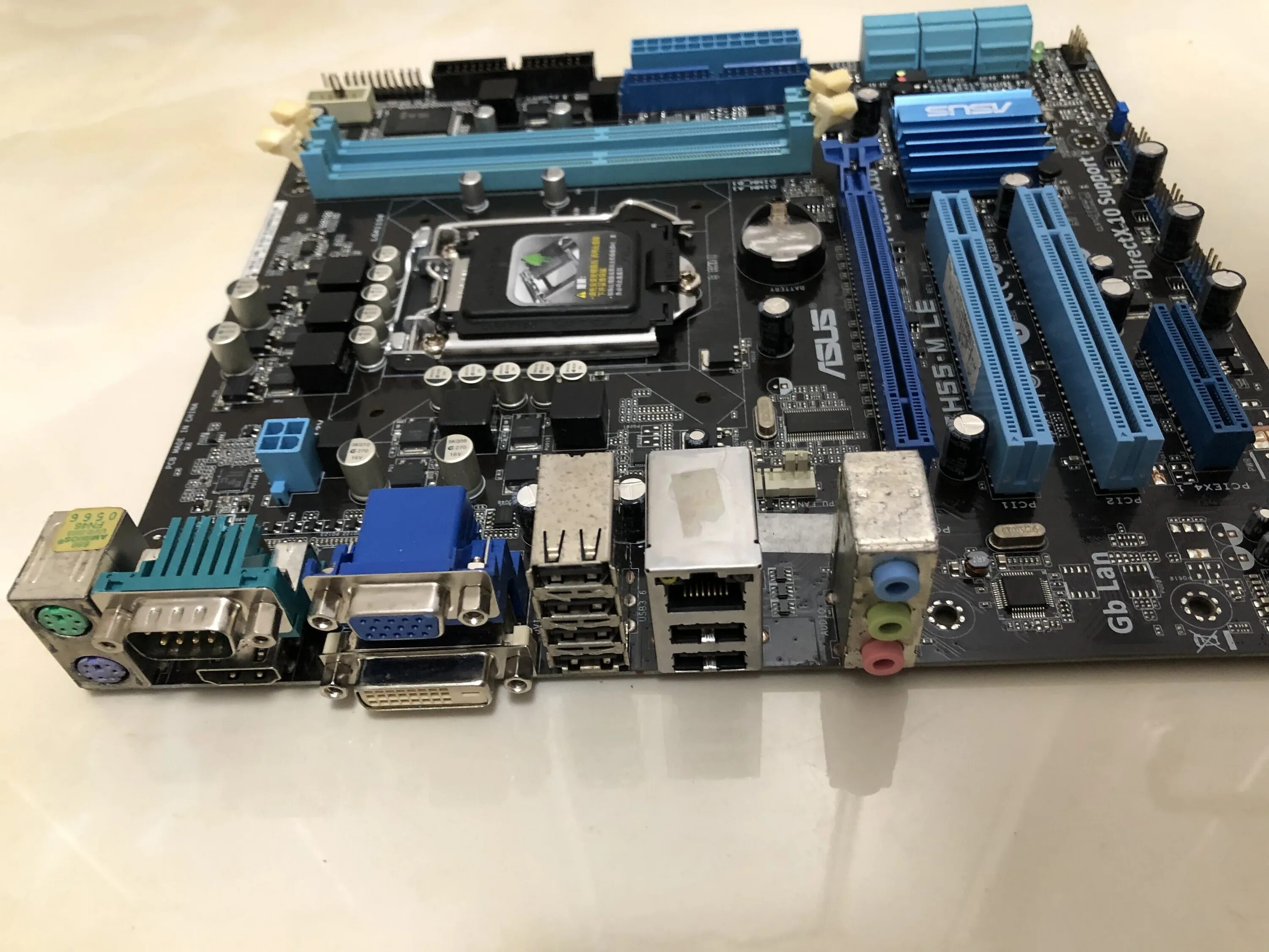 ASUS p7h55-m. ASUS lga1156. Материнская плата асус 1156. Материнская плата ASUS 1156 DDR 3.