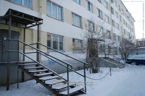 Космонавтов 52
