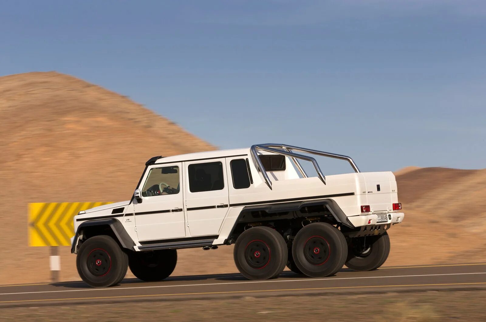 Vehicles 6. Mercedes AMG 6x6 белый. Мерседес пикап 6x6. Пикап Мерседес АМГ 6 колес. Мерседес пикап 6 колес.