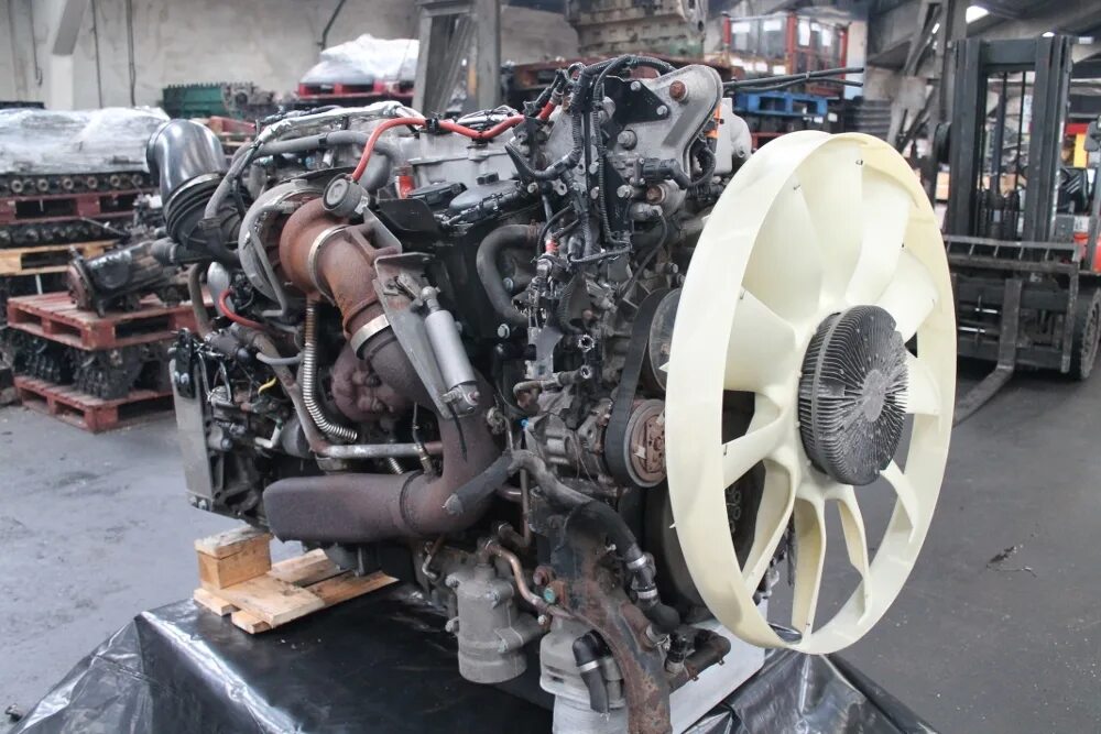 Man engine. Двигатель man d2676lf. d2676 man двигатель. d2676 lf. man d2676 le443.