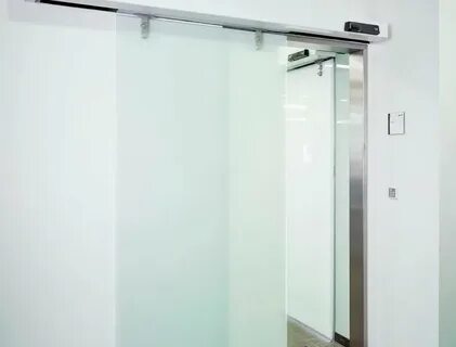 Установка стеклянных дверей