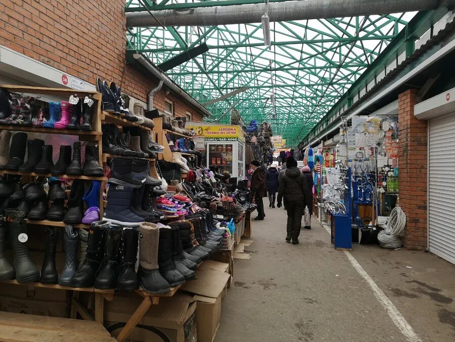 Колхозный рынок уфа 90е. Колхозный рынок уфа магазины. Работа колхозного рынка уфа. Уфа город черниковка колхозный рынок. Работа колхозного рынка уфа.