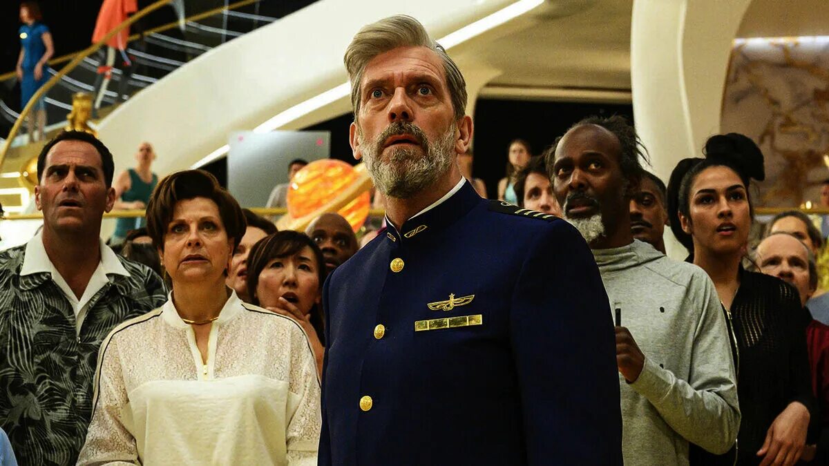 Комедии 2025 2025. Сериал &quot;авеню 5&quot; (1-й сезон). хью лори сериал 2025. хью лори авеню 5. сериалы 2025 года.