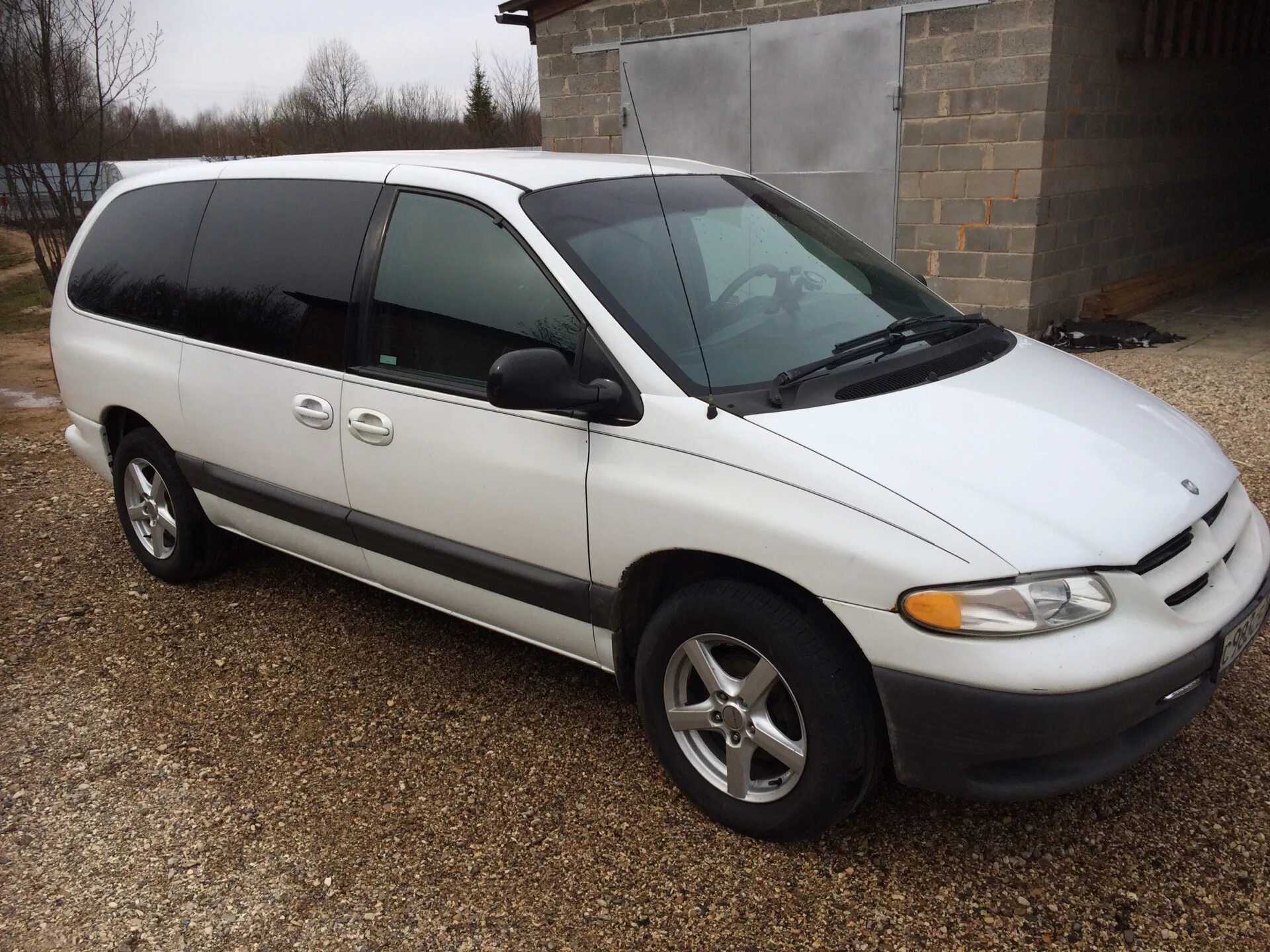 Dodge Caravan 3.3. Додж Гранд Караван 3.3 2000. Dodge Caravan III 1995 – 2000. Dodge /Grand/ Caravan 2000.