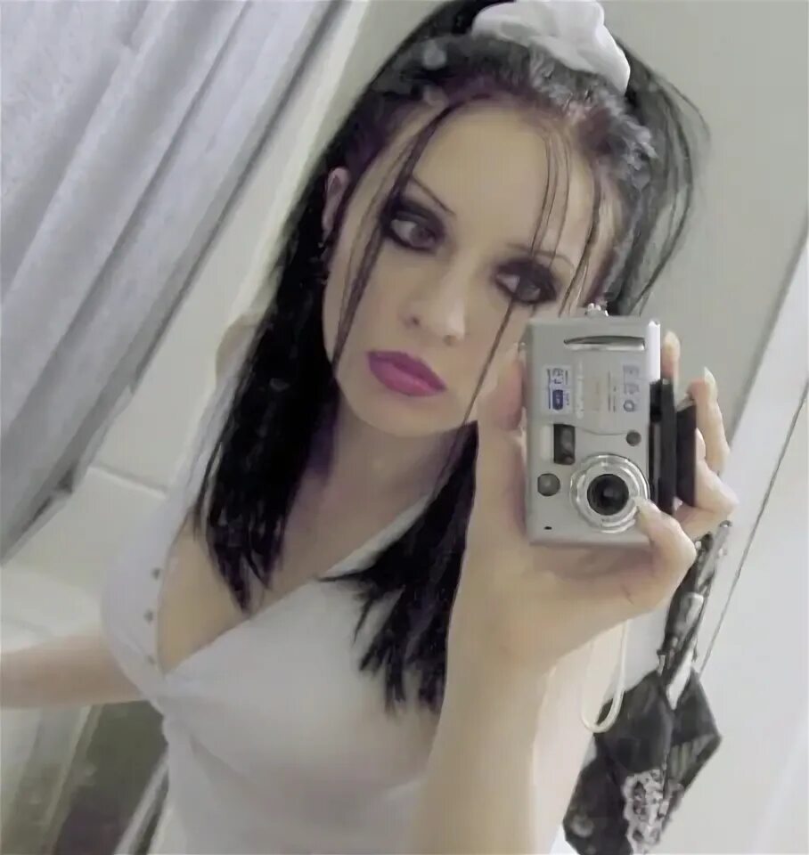 Lily got. Goth lily streamate webcam.