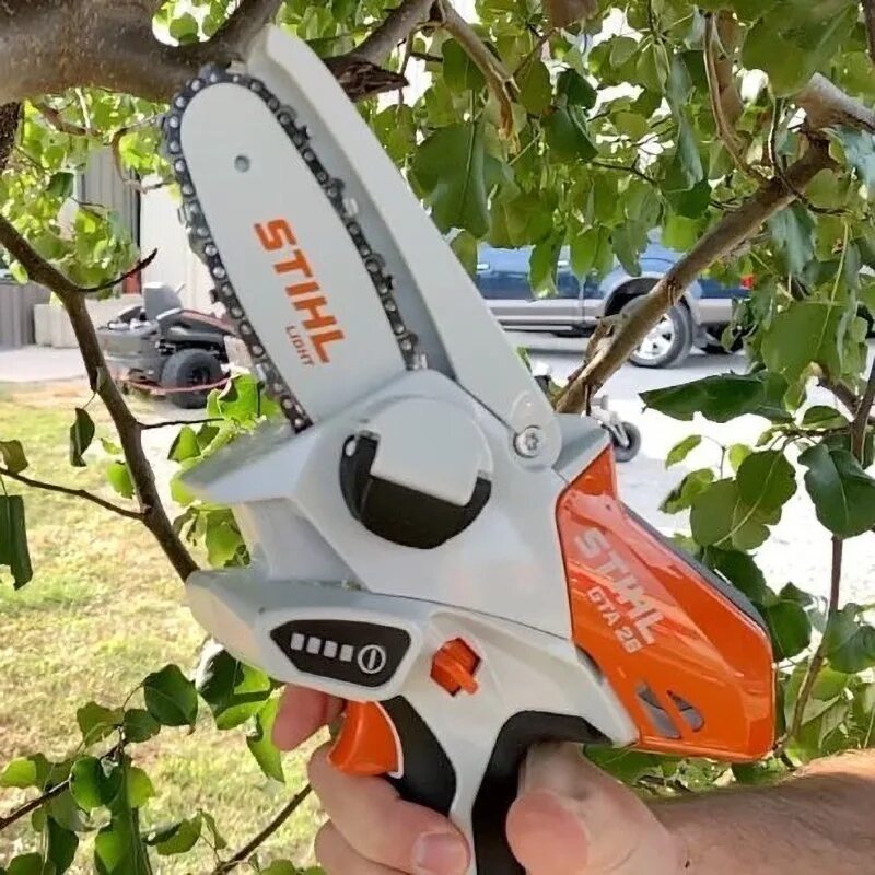 Аккумуляторная мини пила штиль. Сучкорез Stihl GTA 26. Сучкорез аккумуляторный Stihl GTA 26. Пила цепная аккумуляторная Stihl GTA 26. Stihl резак аккумуляторный gta26.