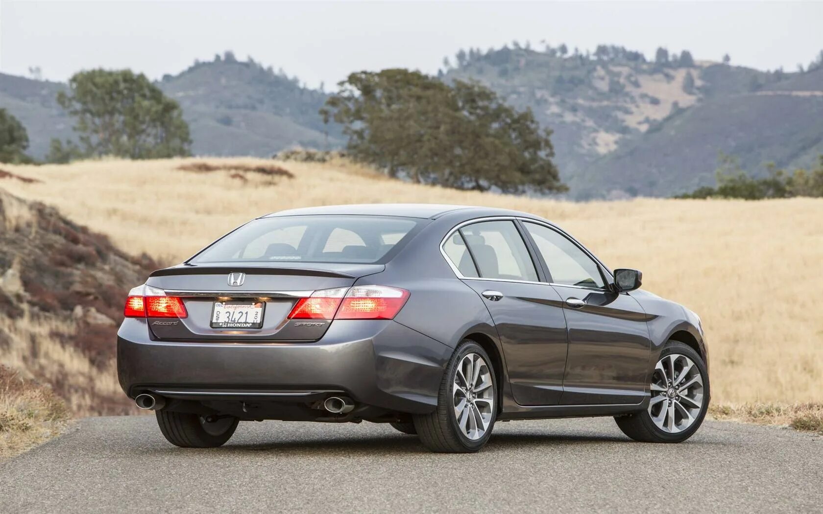 Honda accord 2012 бордовая. Honda accord технические. Хонда аккорд седан 2013. Honda accord 2014 2. Хонда аккорд type s 2011.