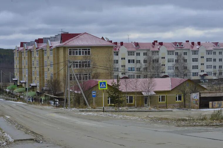 Погода в унъюгане хмао. Унъюган улица Матросова. Станция Вонъеган. Поселок Унъюган. Население поселка Унъюган.