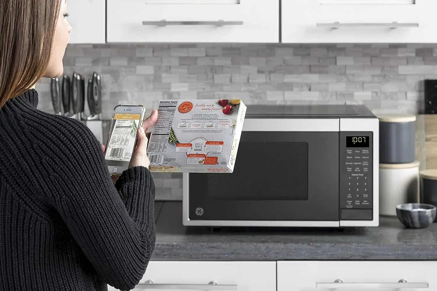 Smart Countertop Microwave Oven. Микроволновая печь Microwave Oven. СВЧ на кухне. Микроволновка на кухне. Умная микроволновка
