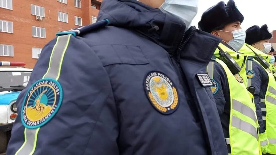 Новая форма полиции Казахстана 2022. Новая форма полиции Казахстана. Новая Полицейская форма. Новая форма полиции Казахстана 2021. Новая форма казахстана