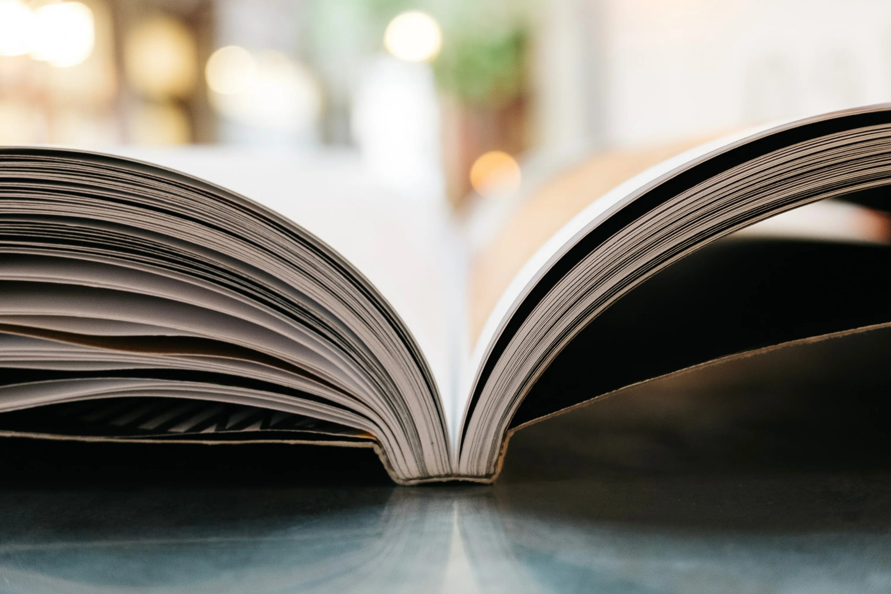 Мягкий переплет книги. Книжки в белой обложке. Тонкие книги. Тонкая книга. Тоненькие книжки.