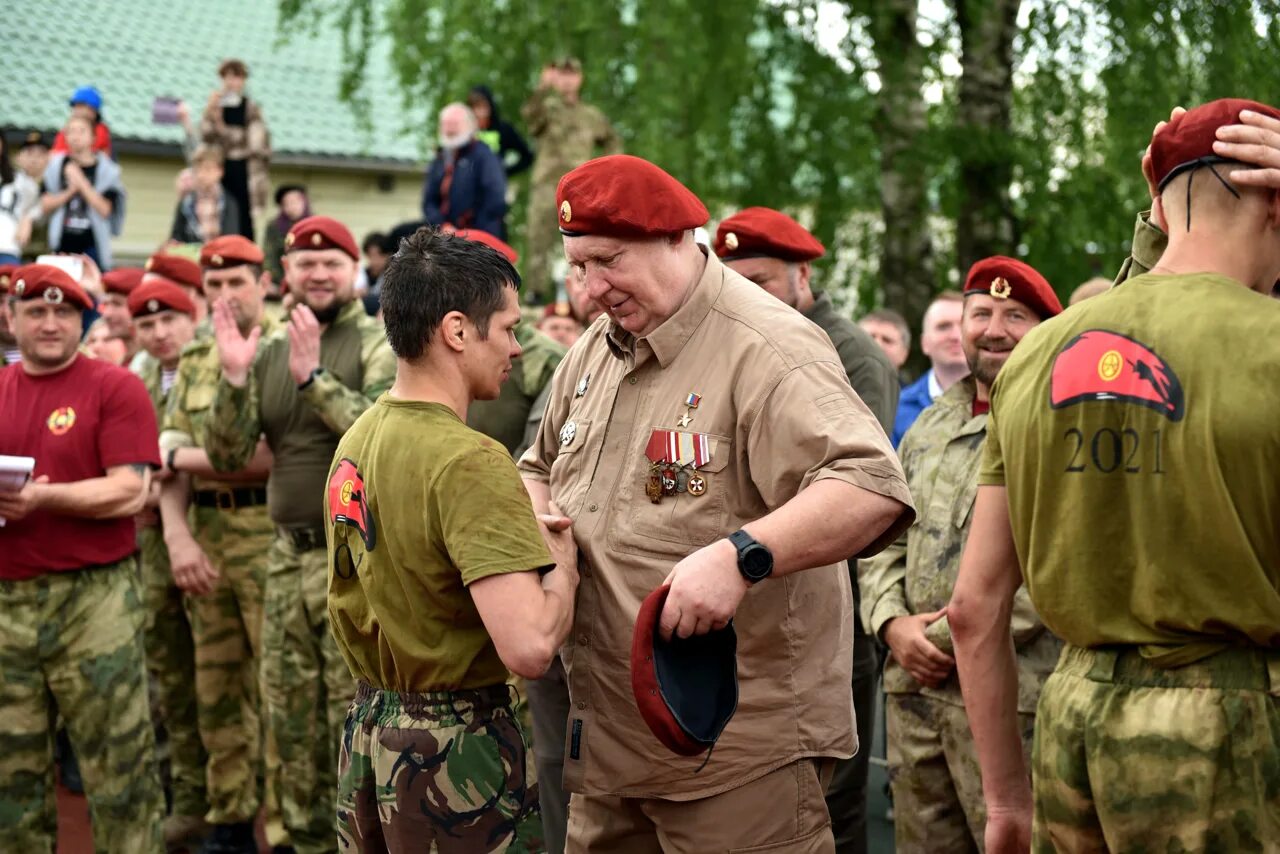 спецназ краповый берет фильм. семиляк краповый. берет краповый краповый. спецназ витязь балашиха. спецназовец краповый берет.