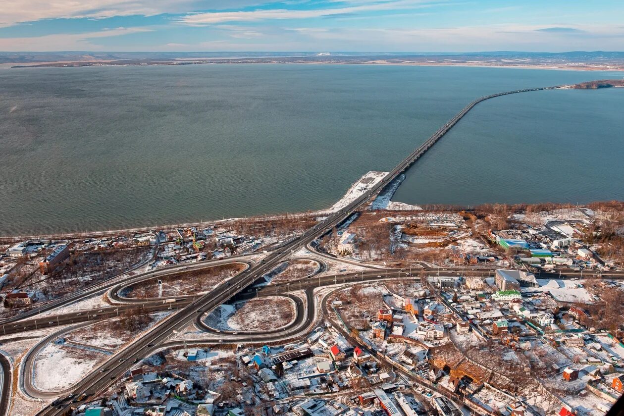 Де фриз приморский. Мост Седанка де фриз. Низководный мост Владивосток. Низководный мост де фриз Седанка Владивосток. Мост на Дефриз Владивосток.