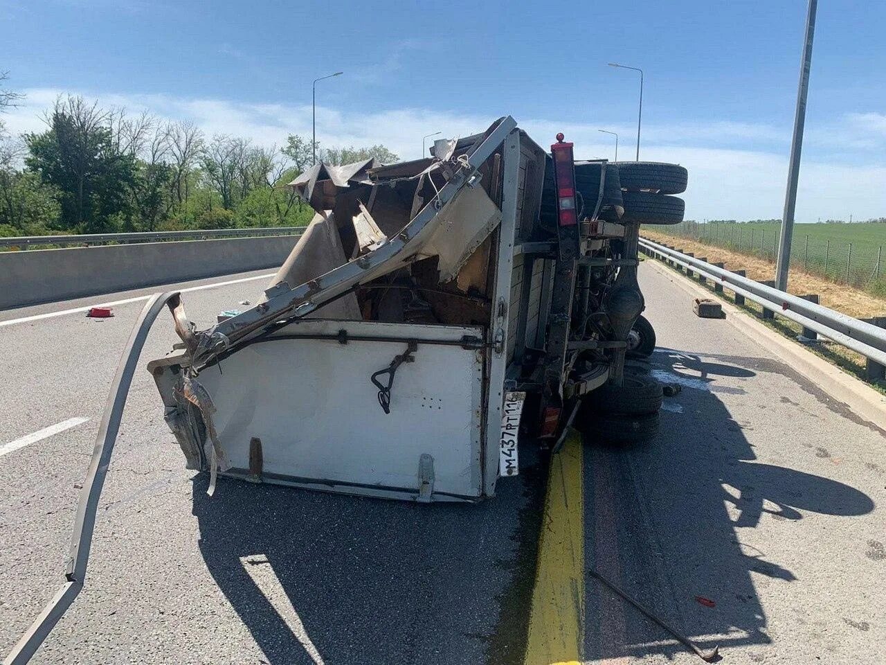 Дтп на м4 дон сегодня ростовская область. Трасса м4 дон ростовская область фура дтп. Трасса м4 дон в ростове на дону. М4 дон что случилось. М 4 дон 1020 километр.