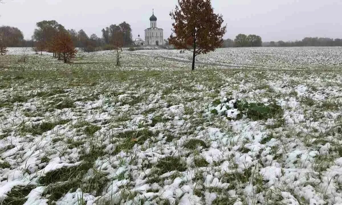 Покров зимой. Зима покров снега. Снег в башкирии вчера. Когда зима уходит в башкирии. Снег на покров.