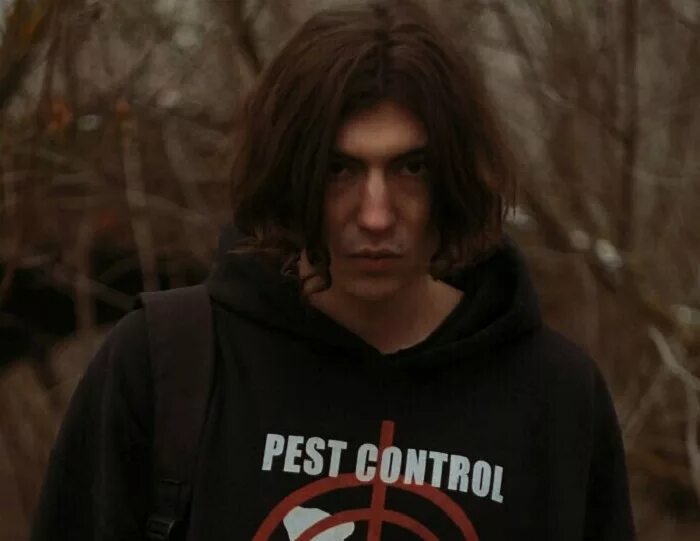 Маркус кроу. Elijah crowe лицо. Elijah crowe лицо. Элайджа майклсон с пробором. Elijah crow.