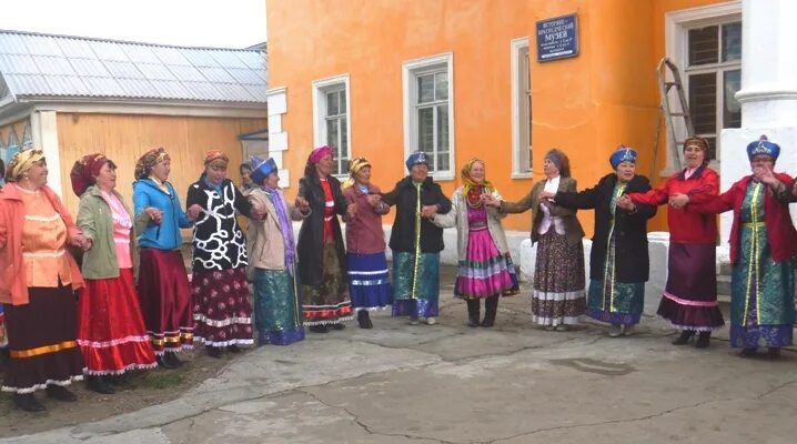 Расписание бичура. Бичура поселок. Бичура коммунистическая. Бичурская школа 2 бурятия. Расписание бичура.
