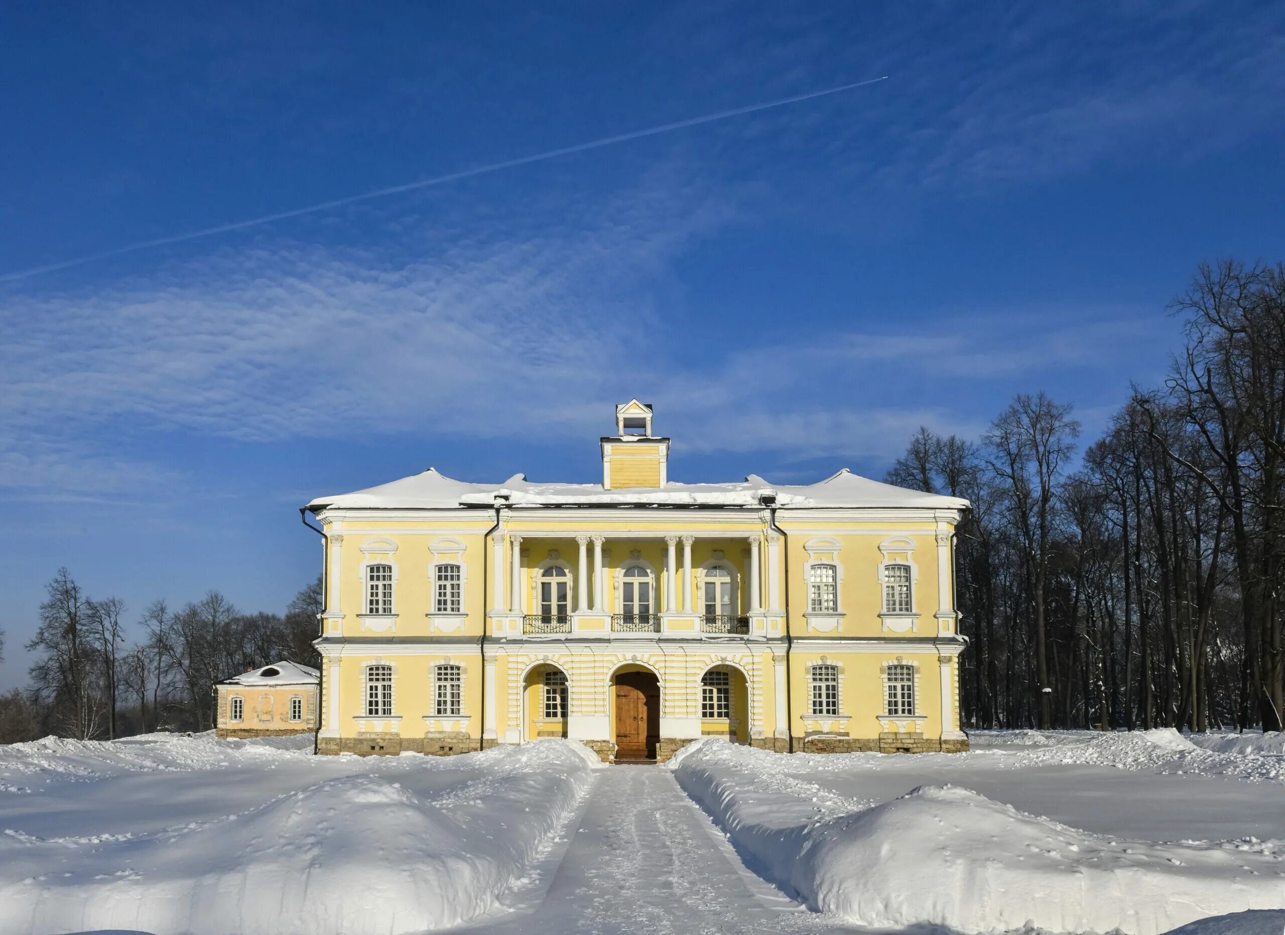 Брюс лосино петровский