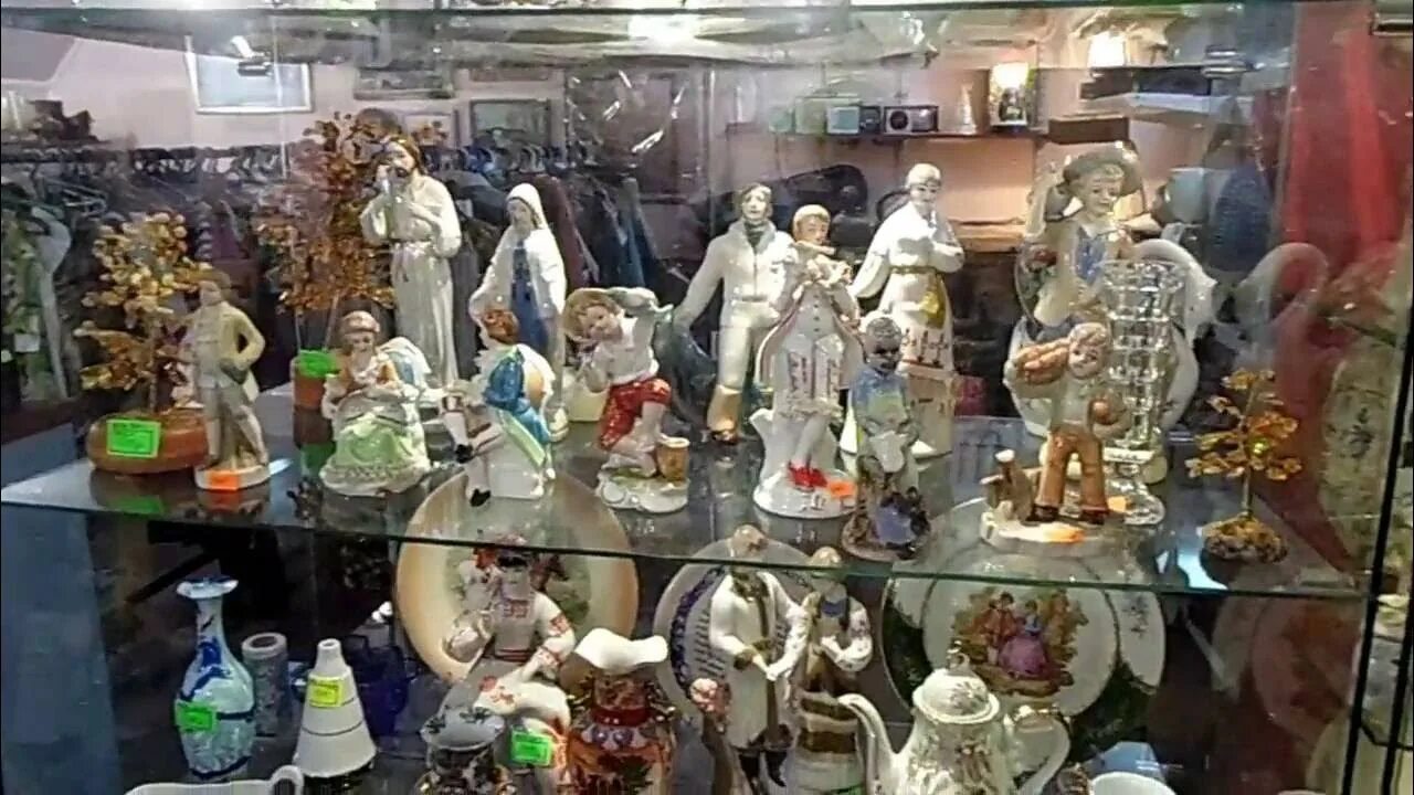 Антиквариат в калининграде. Лавка старьевщика Калининград. Антикварный магазин СССР. Антикварный магазин Калининград. Антикварные лавки Калининград.