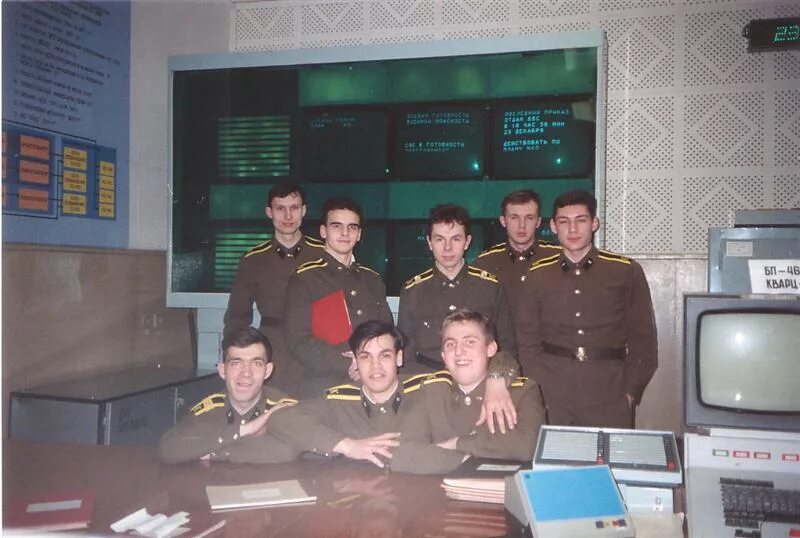 Высшее военное инженерное училище. СПВВИУС ЛВВИУС. Выпуск СПВВИУС 1998. СПВВИУС 1996. Училище войск связи.