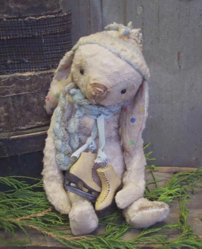 Длинноухий заяц. Раббит плюш. Раббит плюш. Кролик инвалид. Рваный заяц.