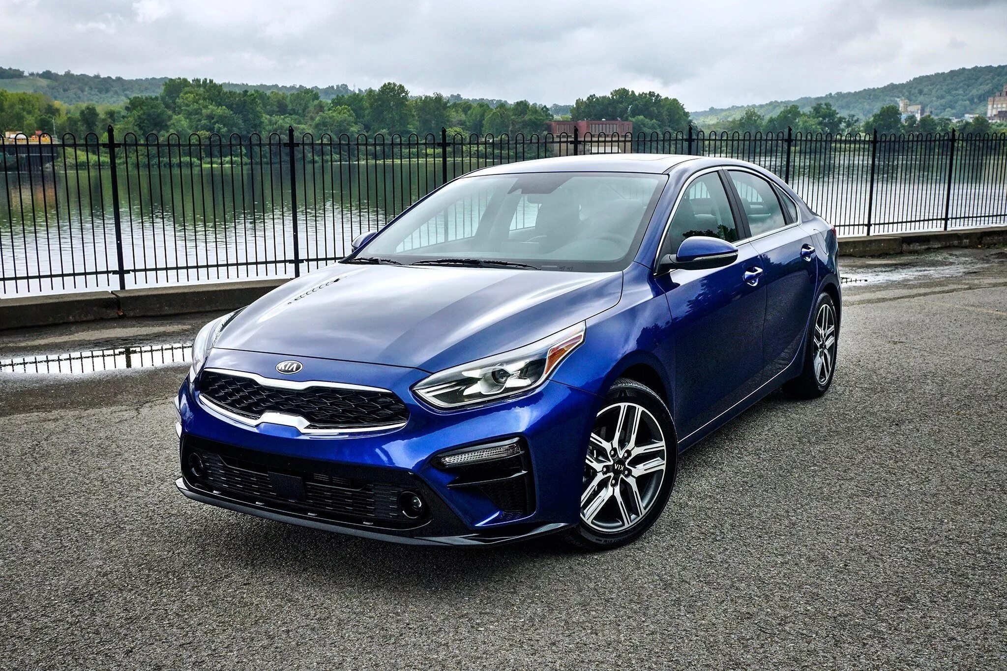 Kia Forte 2019. Киа Церато 2019. Киа Церато 2020 синий. Kia Cerato Neptune Blue.