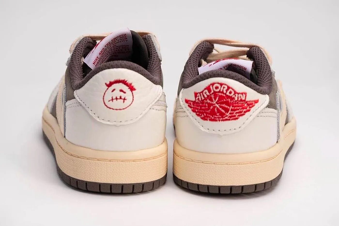 Nike travis reverse mocha. Nike air jordan 1 low travis scott reverse mocha. nike jordan 1 low travis scott. nike air jordan 1 low travis scott mocha. nike air jordan 1 low x travis scott.
