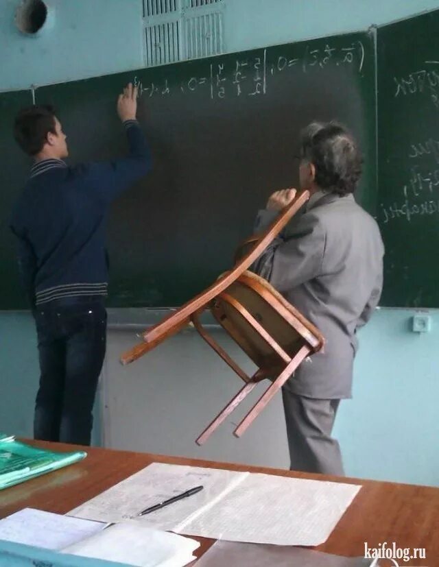 Школьники приколы видео. Смешные уроки. приколы про школу и учителей. смешные учителя. смешные школьники.