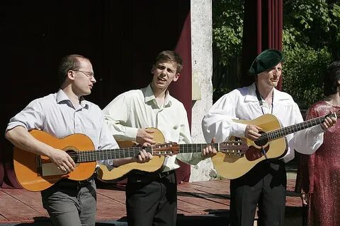 Акустические группы