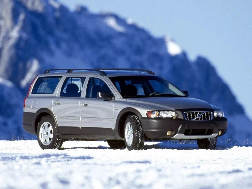 Volvo xc70 2002. Вольво универсал xc70. Вольво хс70 2000. Volvo xc70 2000.